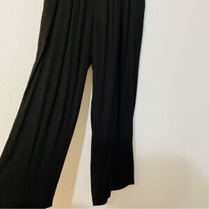 H&M Black Wide Leg Pants Flowing Design